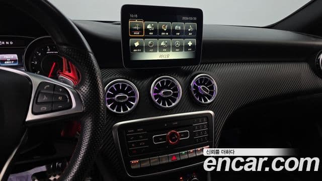 Mercedes-Benz A-класс W176 A45 AMG 4MATIC, 2018 16