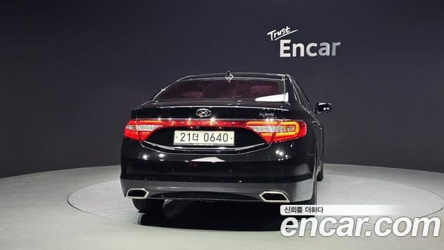 Hyundai Grandeur HG гибрид Premium, 2016 4