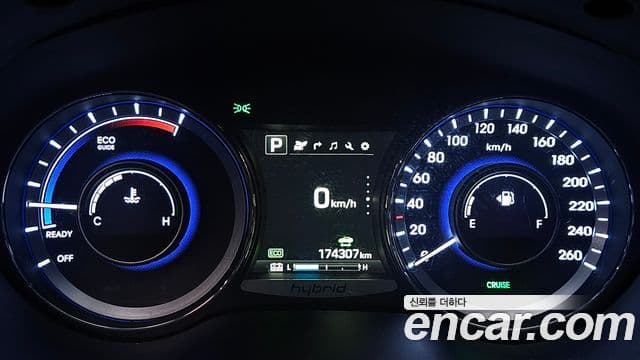 Hyundai Grandeur HG гибрид Premium, 2016 8