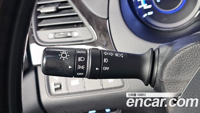 Hyundai Grandeur HG гибрид Premium, 2016 13