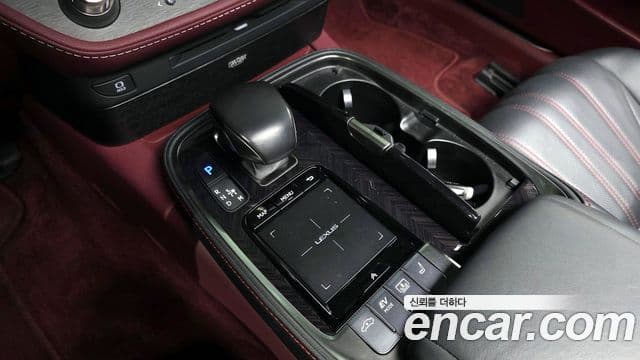 Lexus LS500h 5세대 3.5 Platinum AWD, 2018 9