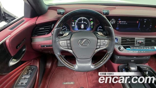 Lexus LS500h 5세대 3.5 Platinum AWD, 2018 13