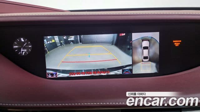Lexus LS500h 5세대 3.5 Platinum AWD, 2018 15