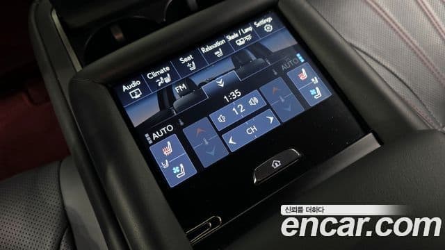 Lexus LS500h 5세대 3.5 Platinum AWD, 2018 16