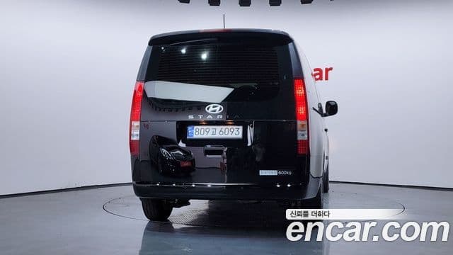 Hyundai Staria Modern, 2025 4