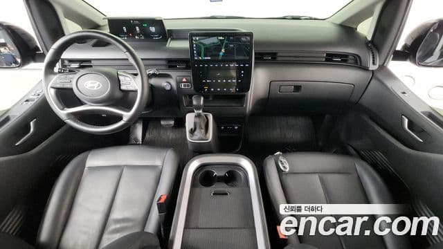 Hyundai Staria Modern, 2025 7