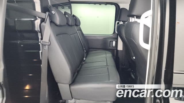 Hyundai Staria Modern, 2025 12