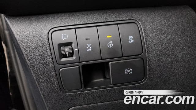 Hyundai Staria Modern, 2025 18