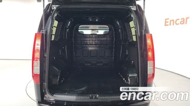 Hyundai Staria Modern, 2025 20