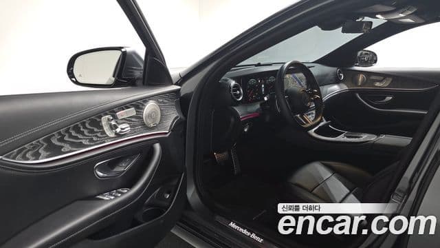 Mercedes-Benz E-класс W213 AMG Line, 2021 11