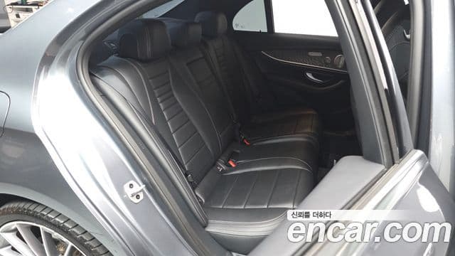 Mercedes-Benz E-класс W213 AMG Line, 2021 12