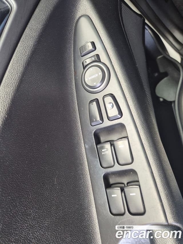 Hyundai YF Sonata LPI top, 2011 14