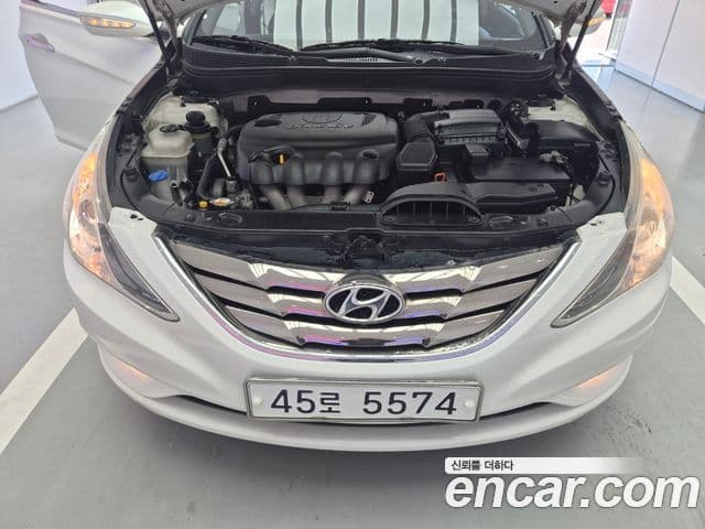 Hyundai YF Sonata LPI top, 2011 15