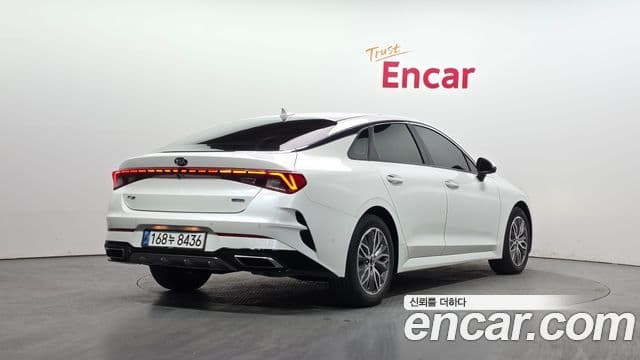 Kia K5 гибрид 3세대 Signature, 2021 2