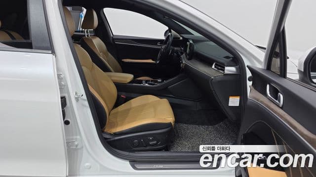 Kia K5 гибрид 3세대 Signature, 2021 11