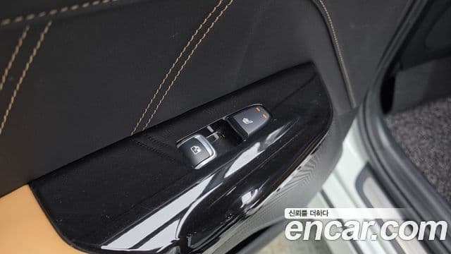 Kia K5 гибрид 3세대 Signature, 2021 19