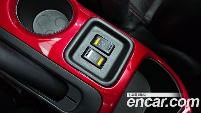 Nissan 쥬크 F15, 2015 17