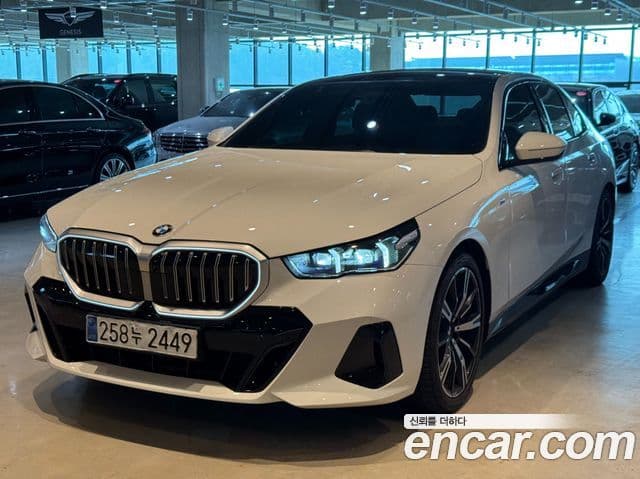 BMW 5시리즈 (G60) 530i xDrive M Sport, 2024 1