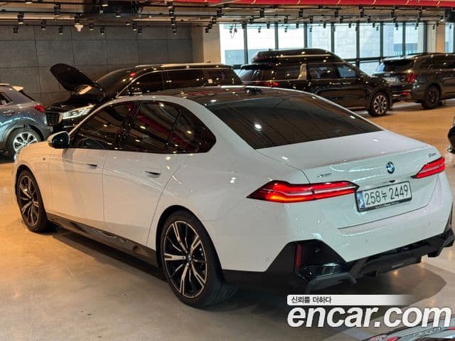 BMW 5시리즈 (G60) 530i xDrive M Sport, 2024 6