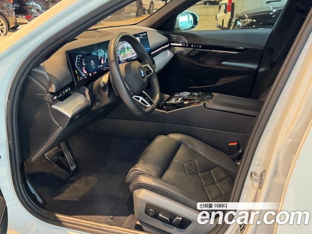 BMW 5시리즈 (G60) 530i xDrive M Sport, 2024 8