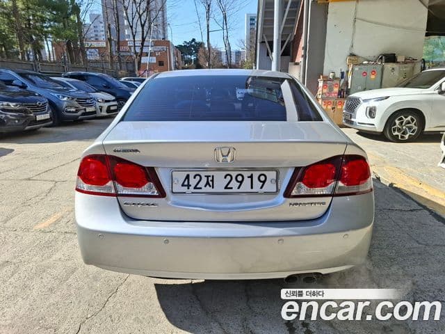 Honda Civic 8세대, 2009 2