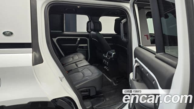 Land Rover Defender (L663) 130 D300 X-Dynamic HSE, 2024 12