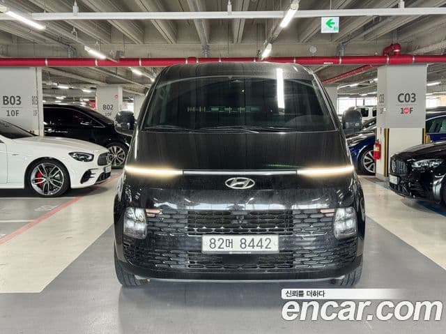 Hyundai Staria Modern, 2022 3