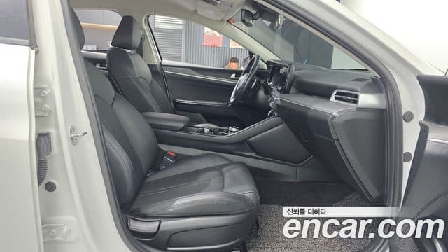 Kia K5 3세대 Prestige, 2020 11