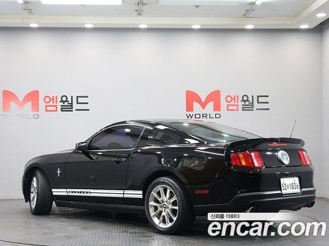 Ford Mustang купе, 2011 4