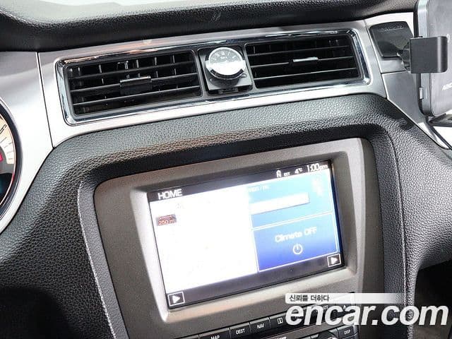 Ford Mustang купе, 2011 9