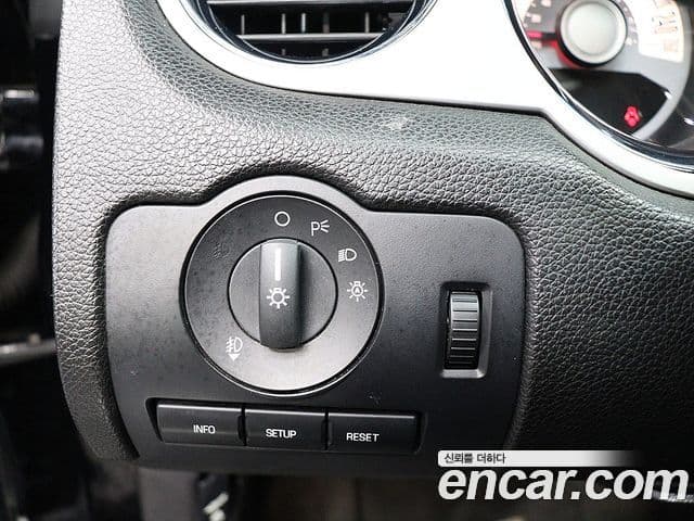 Ford Mustang купе, 2011 17