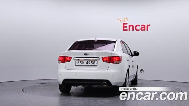 Kia Forte 1.6 CVVT W에디션, 2010 4