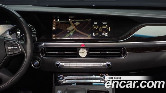 Genesis G90 Premium Luxury, 2019 14