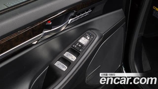 Genesis G90 Premium Luxury, 2019 17