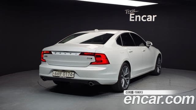 Volvo S90 D5 AWD Momentum, 2017 2