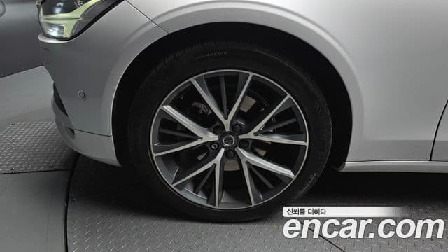 Volvo S90 D5 AWD Momentum, 2017 все фото