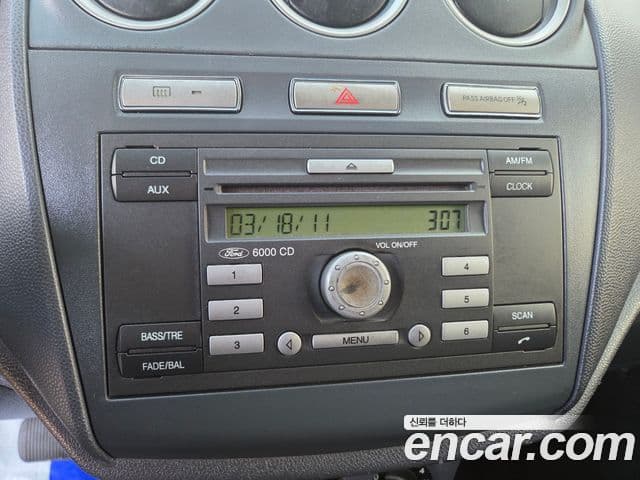 Ford 트랜짓 커넥트 1세대, 2011 11