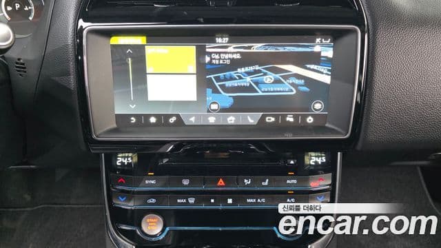 Jaguar XE Prestige, 2018 14