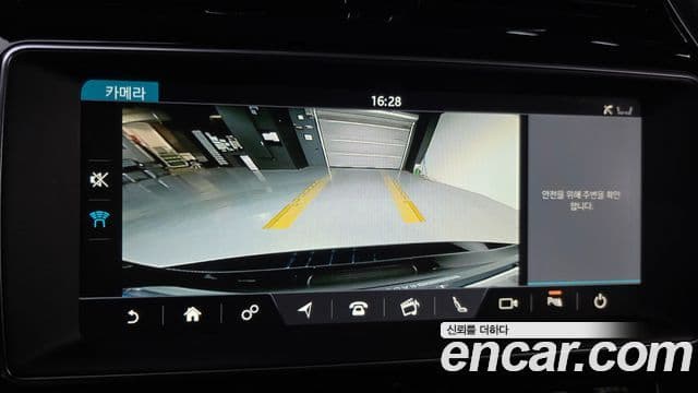 Jaguar XE Prestige, 2018 15