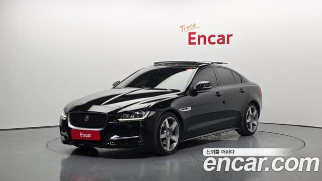 Jaguar XE 20d R스포츠, 2016 1