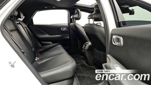 Hyundai Ioniq 6 Exclusive, 2023 11