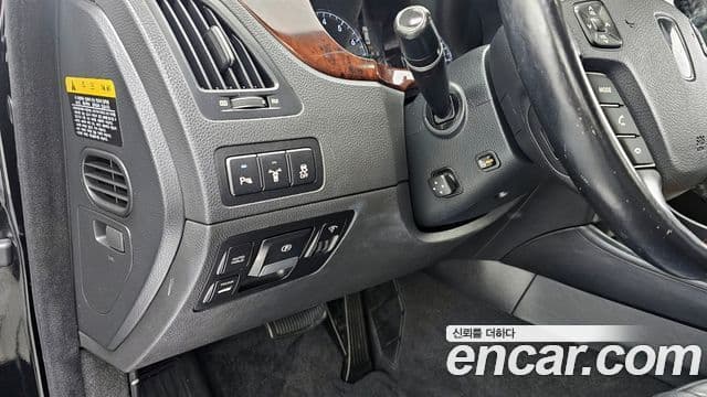 Hyundai Equus(новый кузов / новое поколение) Luxury, 2010 16