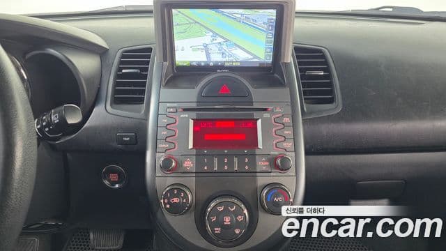 Kia Soul Safety, 2011 14