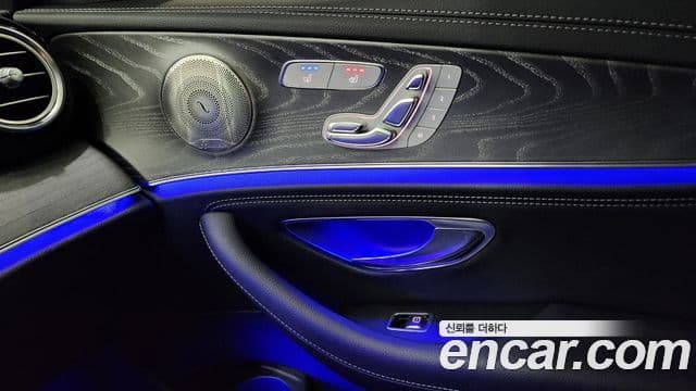 Mercedes-Benz E-класс W213 AMG Line, 2022 12