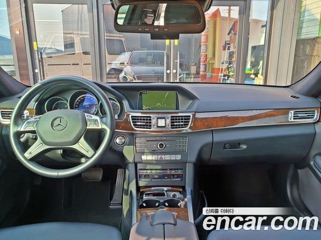 Mercedes-Benz E-класс W212 E300 Elegance, 2016 все фото