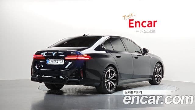 BMW 5시리즈 (G60) 530i xDrive M Sport, 2025 2