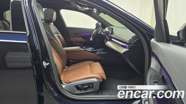 BMW 5시리즈 (G60) 530i xDrive M Sport, 2025 11
