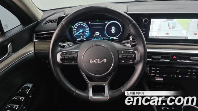 Kia K5 гибрид 3세대 Noblesse, 2023 13