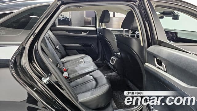 Kia K5 3세대 Trendy, 2021 12