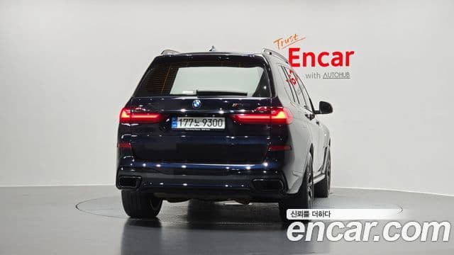 BMW X7 (G07) xDrive 40i M Sport 6인승, 2022 4